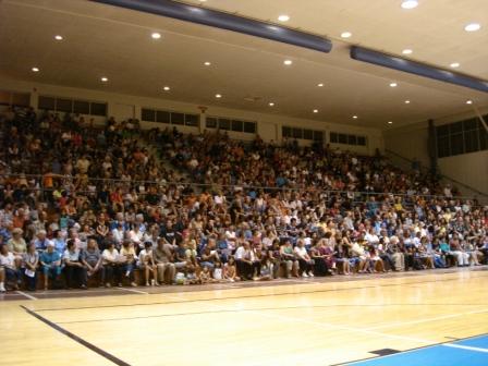 Hilo Audience in Civic Auditorium